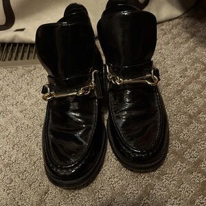 Free People Silent D patent ankle boots!!